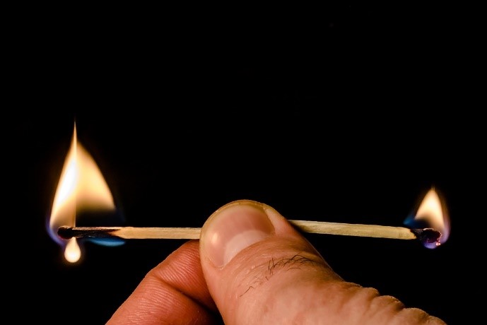 Image 2 Pain is unpleasant and signals that physical harm is imminent – for example, if you hold on to burning matches for too long. Similarly, boredom is also experienced as an aversive sensation that signals that you should change something about the current situation.