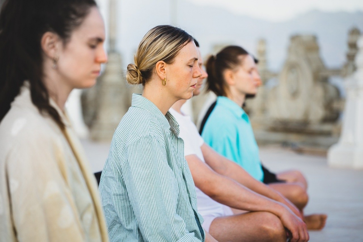 Fig 1: More than air: how breathing shapes stress